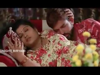 Indian Mallu Aunty sex movie bgrade movie with boobs press scene At Bedroom - Wowmoyback